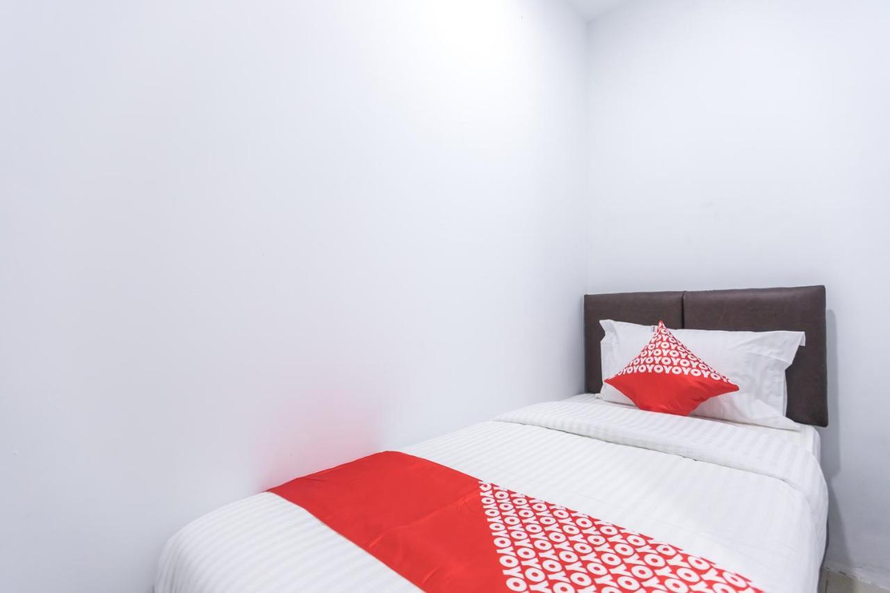 Oyo 907 Wisma Cakung Jacarta Exterior foto